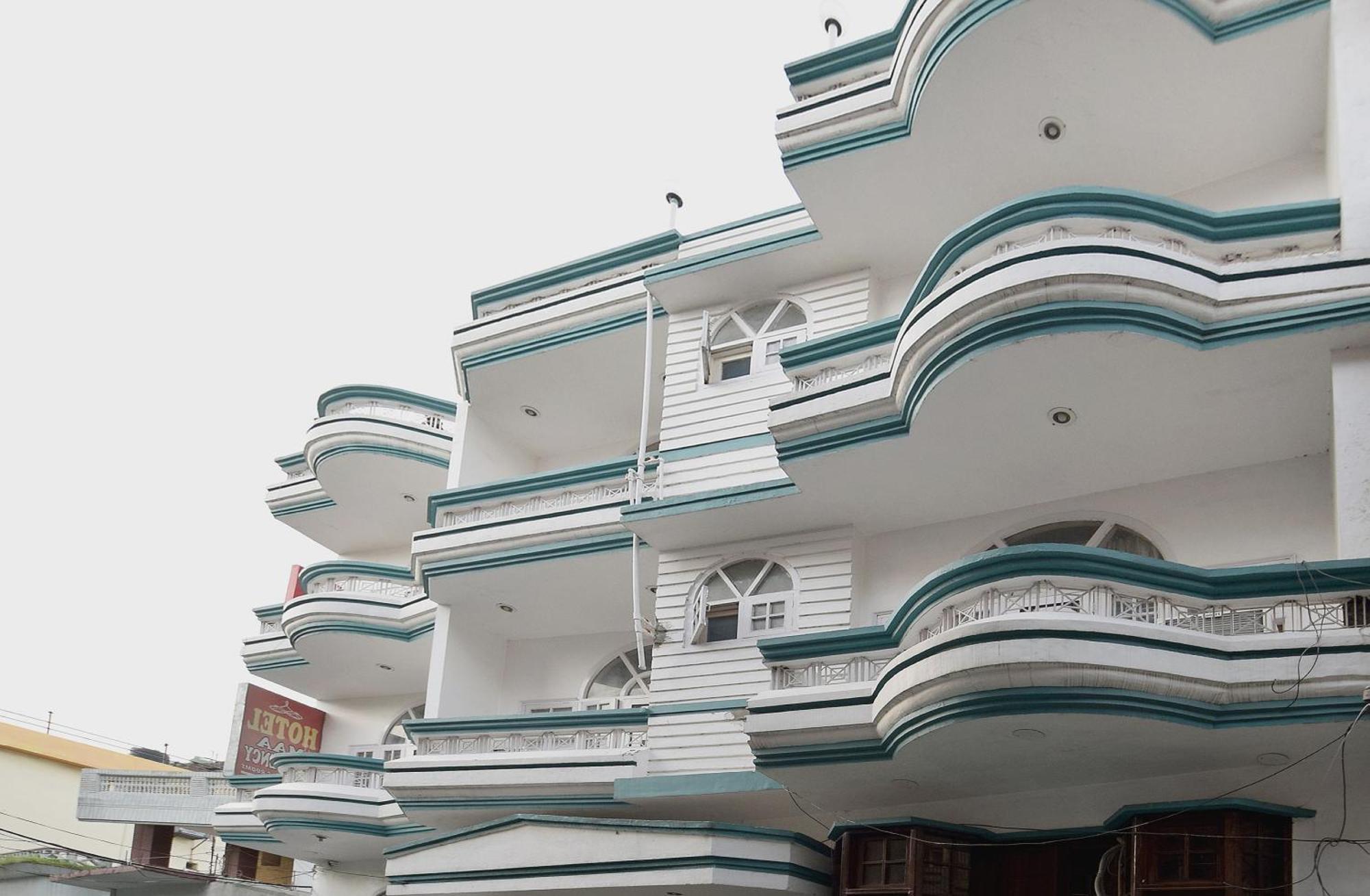 Super Hotel O Maa Residency Jammu Buitenkant foto